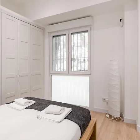 Ferienwohnung Guestready - Confy Retreat In Madrid Exterior foto